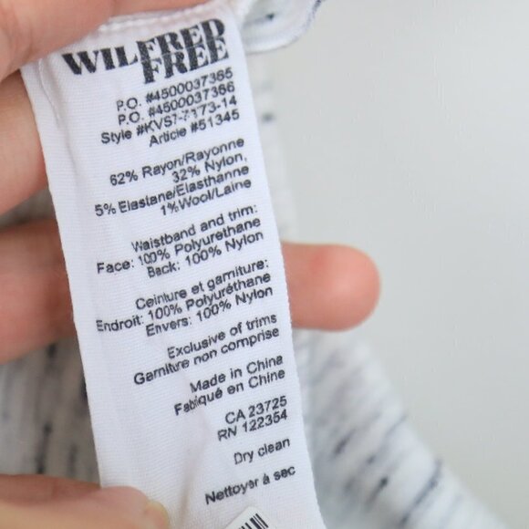 Wilfred Free Aritzia Mini Skirt Size 6 Faux Leather Zip Up Pockets Gray Black - Picture 4 of 5